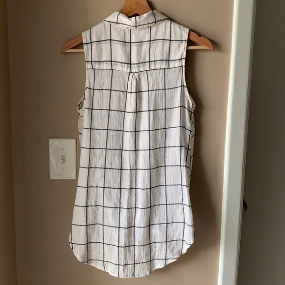 ISABELLA SINCLAIR Cotton Checker Pattern Gauze Sleeveless High Low Top - Picture 5 of 5